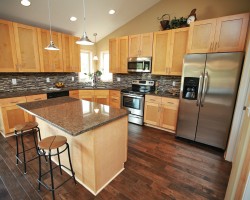 cherry shaker kitchen cabinets