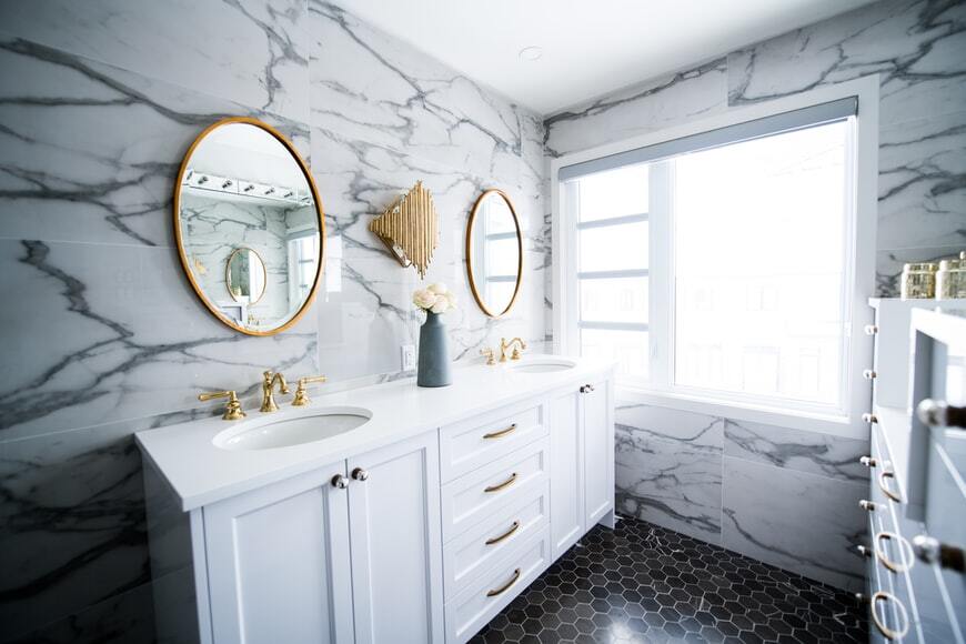 bathroom vanitie