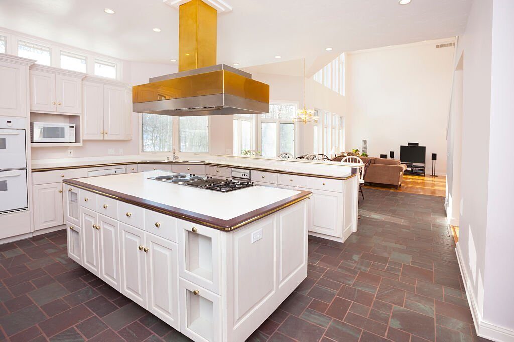 Tips to Keep Your White Kitchen Sparkling Clean Gec